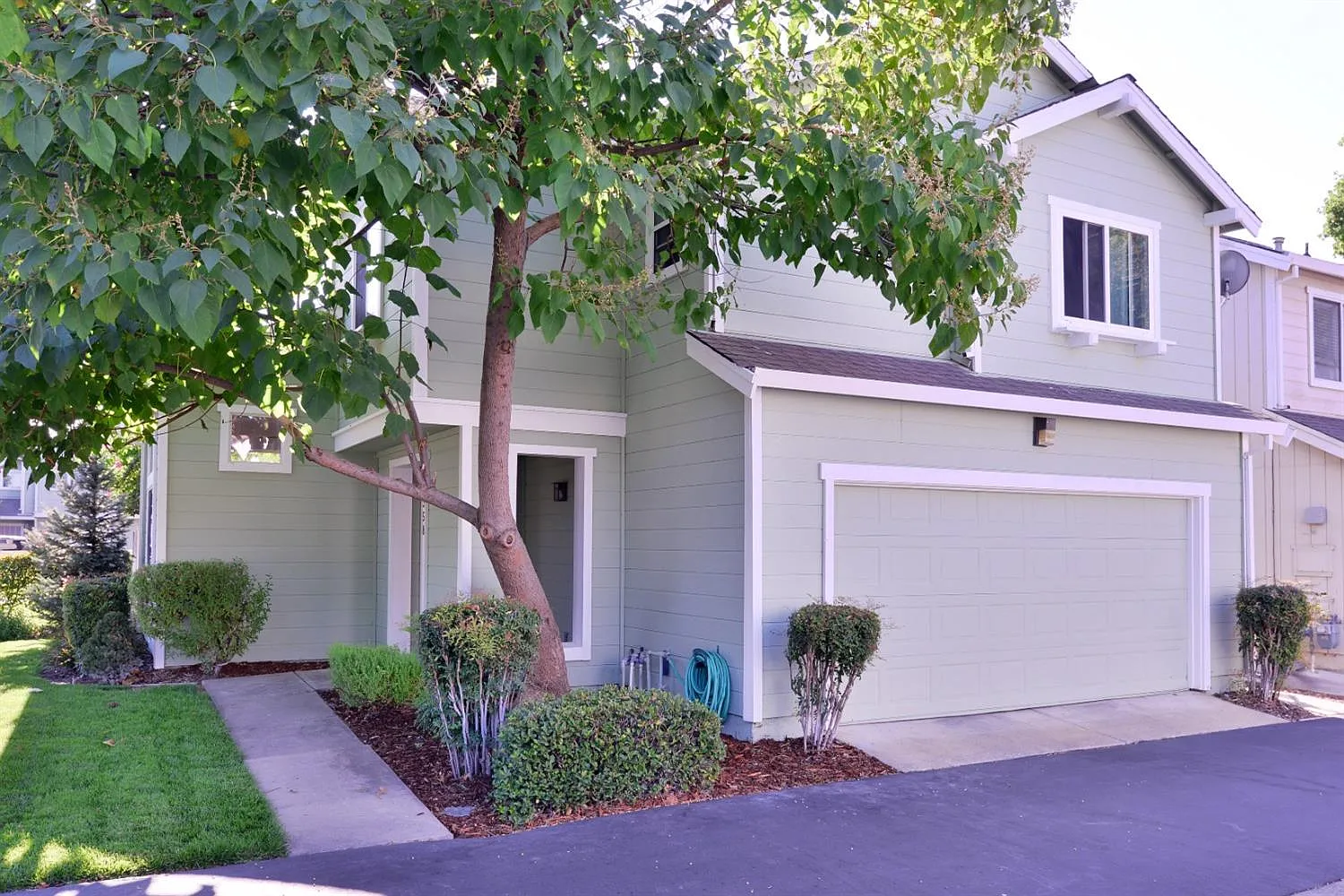 6358 Laguna Mirage Ln photo 1