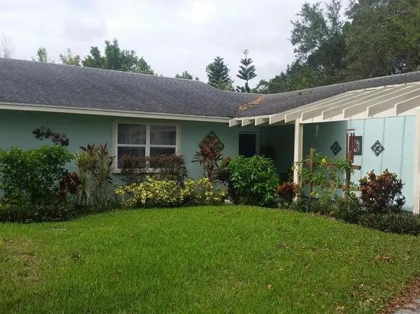 1968 SW Aladdin St, Port Saint Lucie, FL 34953