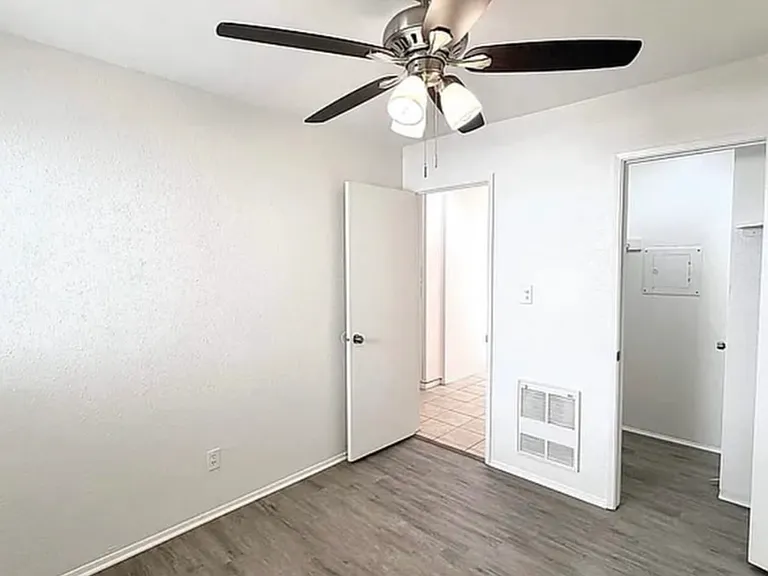 1254 Sumner Ave #B — Photo 5