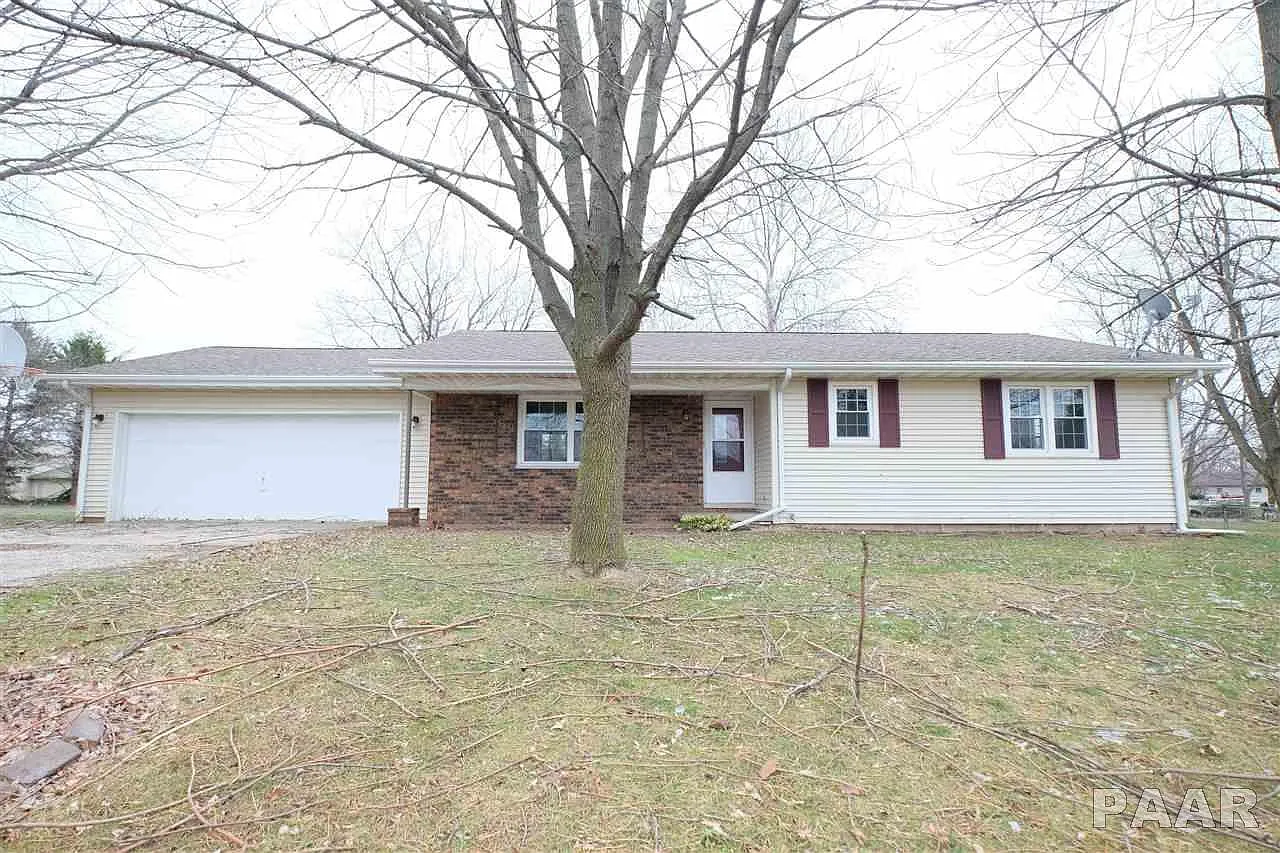 203 Whispering Oaks Dr photo 1