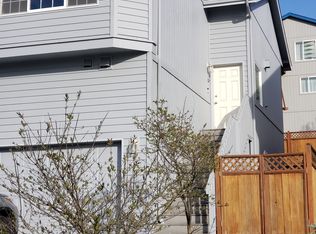 10251 Valley Park Dr, Anchorage, AK 99507