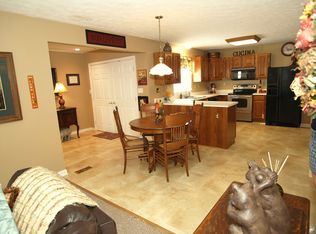 631 Elm St, Bridgeville, PA 15017