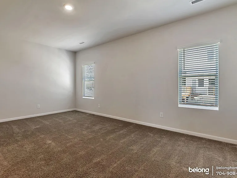 2735 Winn Mill Dr — Photo 11