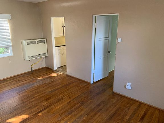 3rd image of 4020 Arizona St