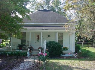 146 Ten Mile Rd, Fitzgerald, GA 31750