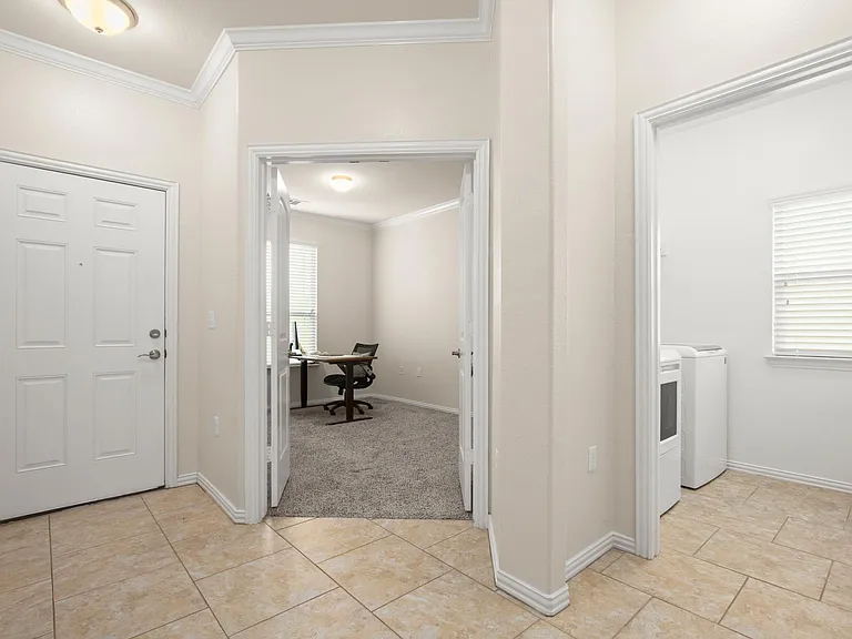 10012 Epic Knoll Dr — Photo 9