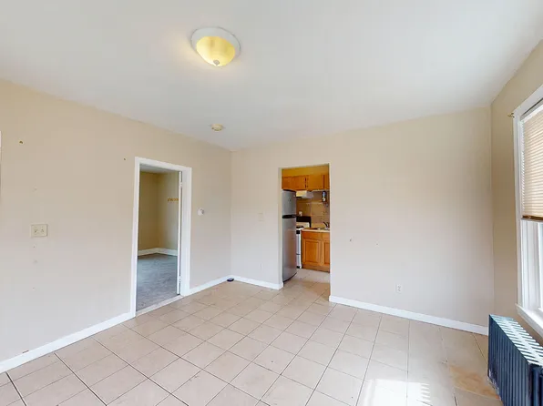 44-48 School St #2F, Central Falls, RI 02863