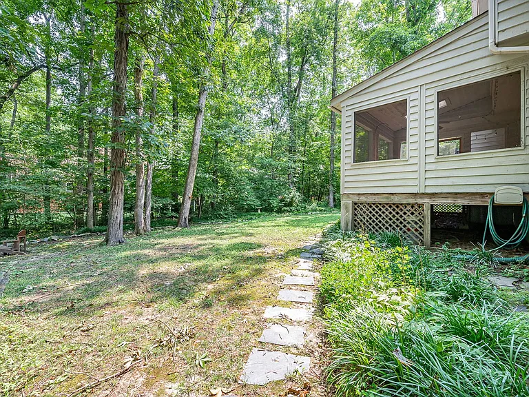 6022 Watch Harbour Rd — Photo 5