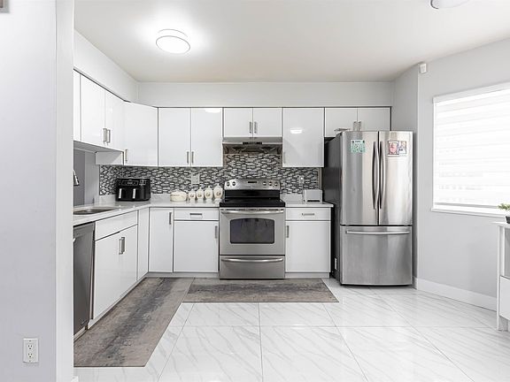3rd image of 7551 140th St #4