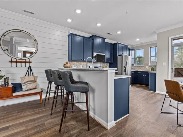 Mm Eclipse Model Watermark, Hampton, VA 23666