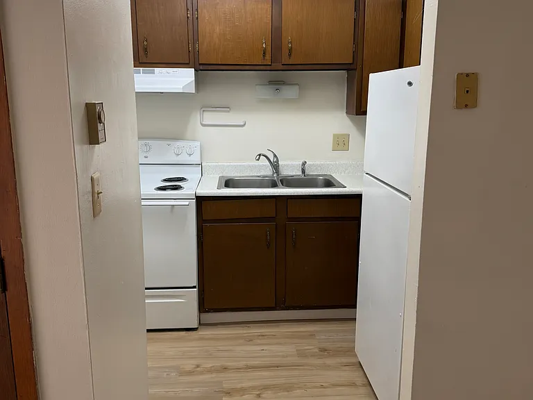 80 Ryder Ct #3 — Photo 2
