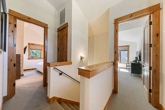 10236 Valmont Trl — Photo 18