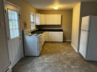 3 Topstone Dr, Bethel, CT 06801
