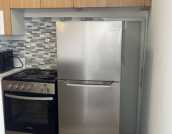4th image of 5701 N Sheridan Rd APT 6D