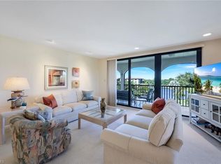 6040 Pelican Bay Blvd APT 404, Naples, FL 34108