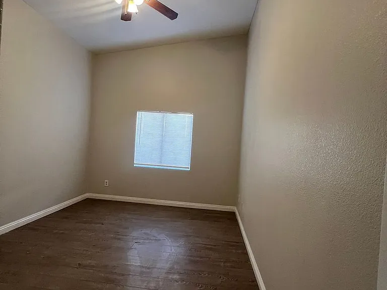 2708 Ganzo St — Photo 11