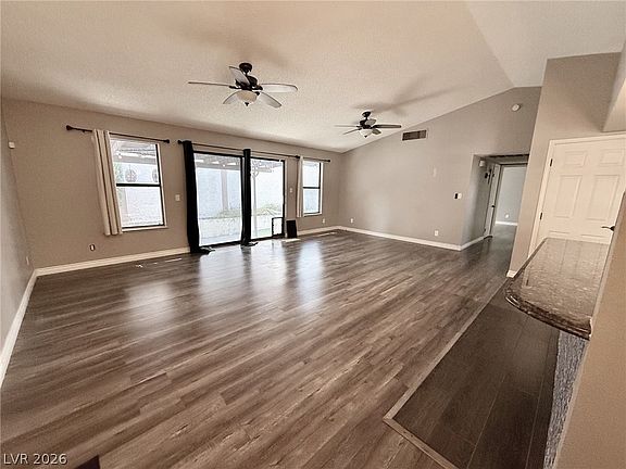 3rd image of 8404 Mulcahy Ave