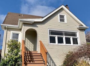 7511 Jones Ave NW, Seattle, WA 98117