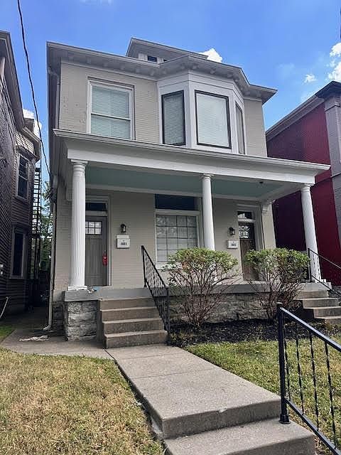 1st image of 1023 S 1st St