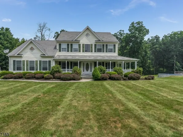 7 Hanzel Woods Dr, Liberty Twp., NJ 07838