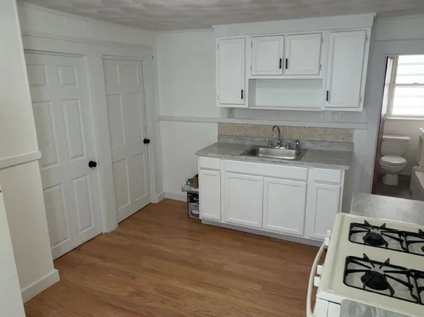 88 Linden St, New Bedford, MA