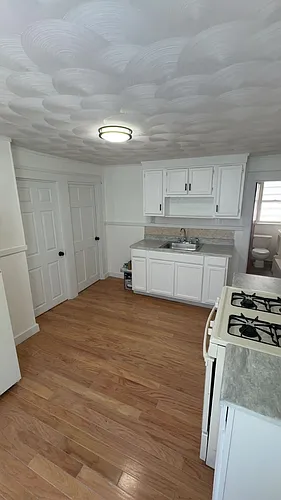 88 Linden St #1N Photo 1