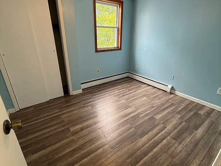 58 Van Buren St #3 — Photo 6