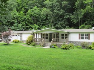 560 Nations Creek Rd, Whittier, NC 28789