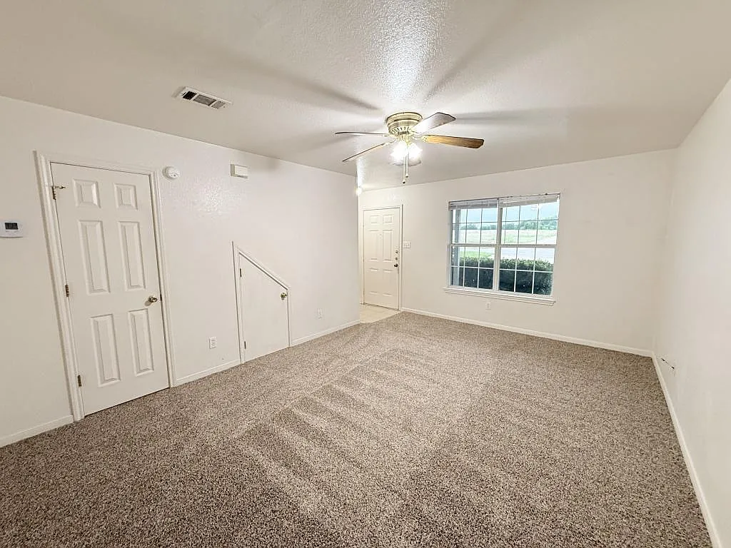 705 S Amy Apt B, Harker Heights TX 76548 — Photo 4
