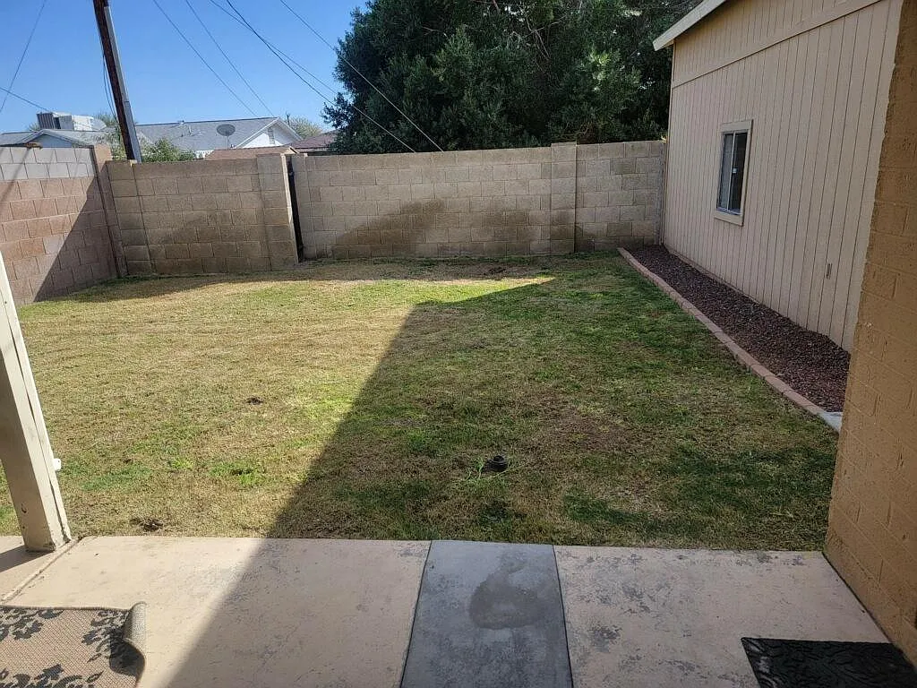 W Corrine Dr, Phoenix — Photo 2