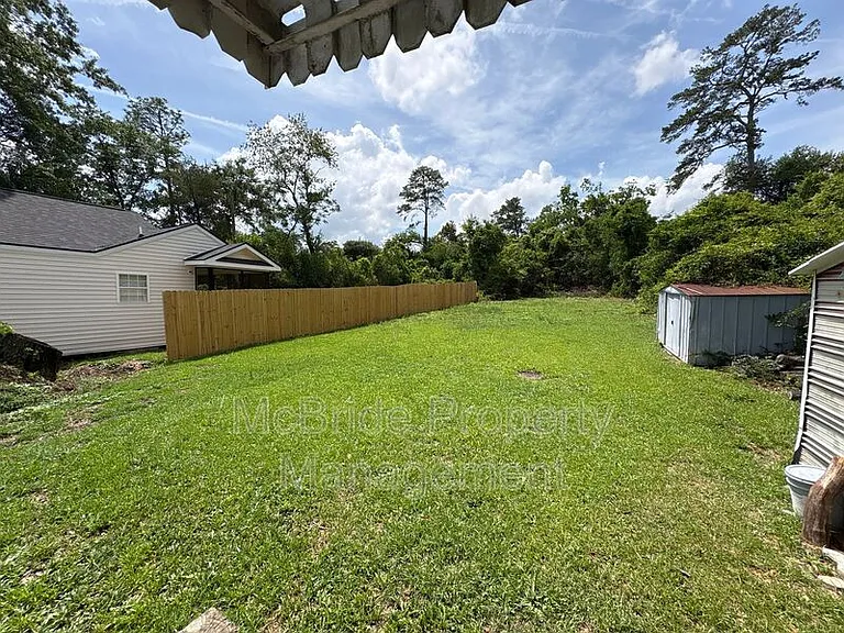 1719 Kissingbower Rd — Photo 12
