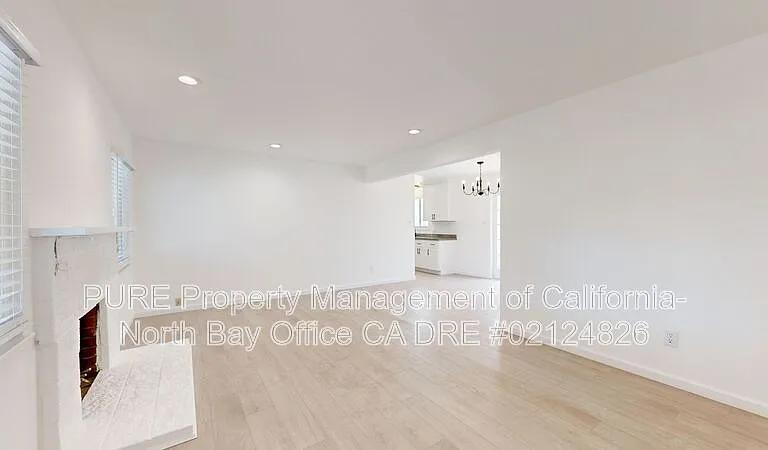 480 Washington Ct — Photo 39