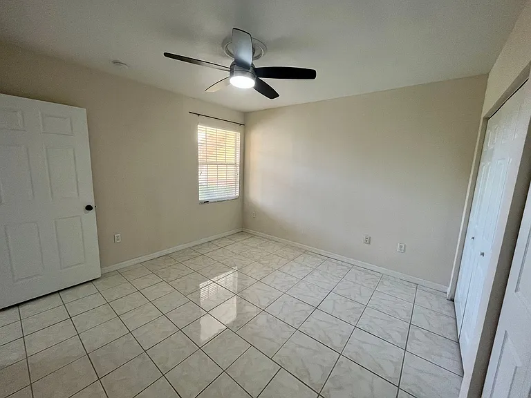 1050 Villagio Cir #106 — Photo 11