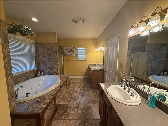 39348 McKendall Dr — Photo 15