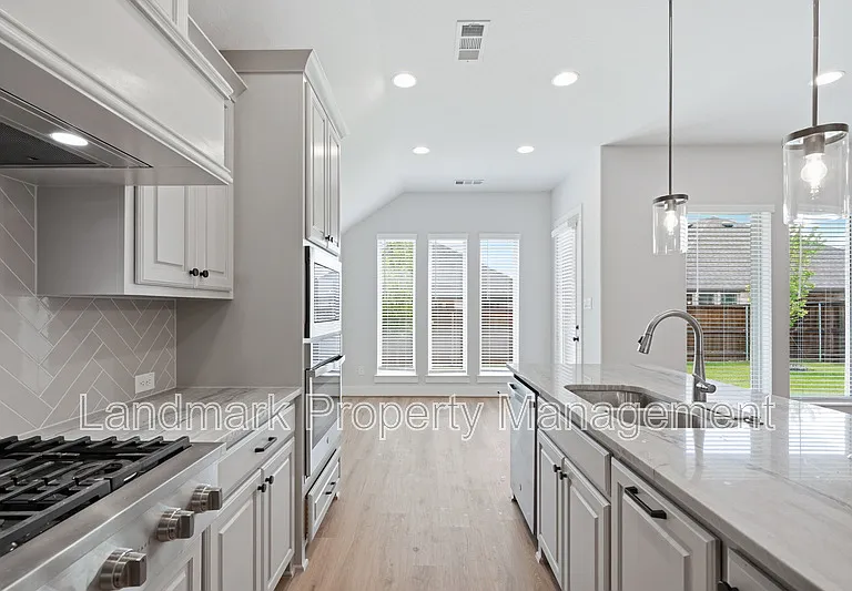 1814 Buckeye Ln — Photo 25