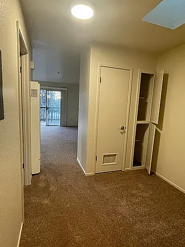 North Dutton Place Apartments — Photo 7