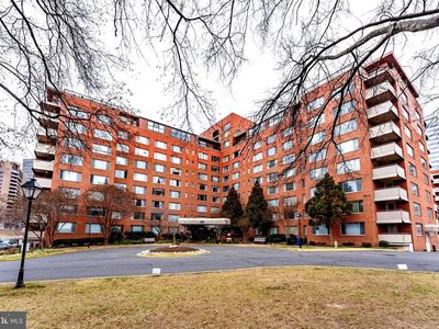 1111 Arlington Blvd APT 828, Arlington, VA, 22209
