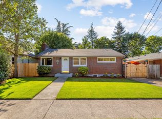 910 T St, Vancouver, WA 98661