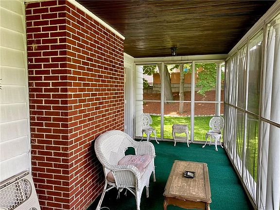 4th image of 16 Clifden Ave