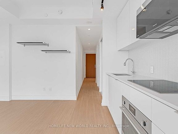 3rd image of 7 Grenville St #5702