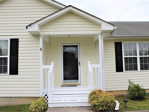 2nd image of 12 Cottonwood Ct