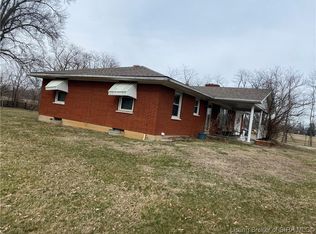 6605 Loi Rd, Floyds Knobs, IN 47119