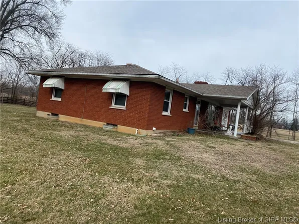 6605 Loi Road, Floyds Knobs, IN 47119