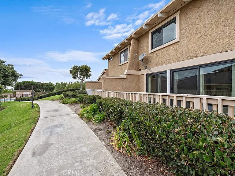 218 Avenida Adobe — Photo 23