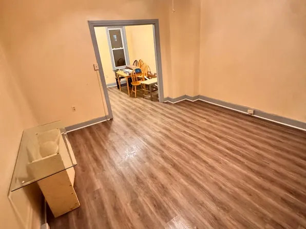(undisclosed Address), York, PA 17403