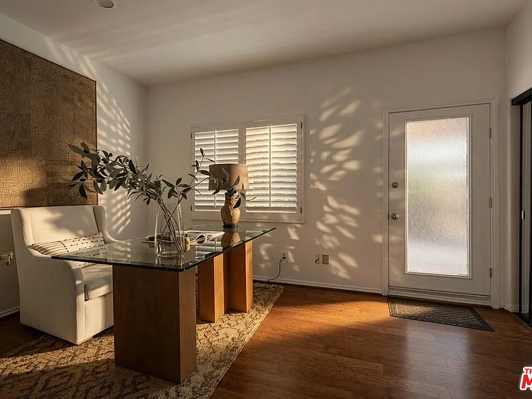 15330 Del Gado Dr — Photo 19