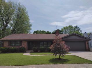 715 Sullivan Dr, Belvidere, IL 61008