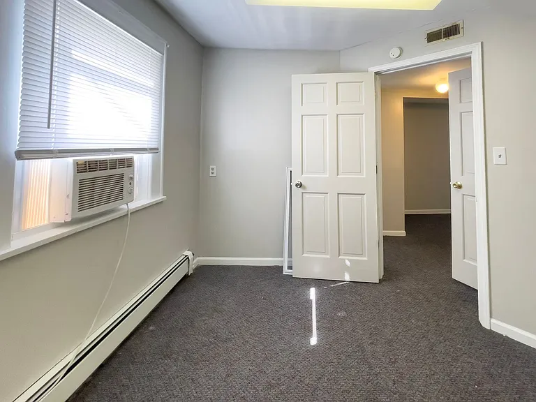 210 S Nichols Ave — Photo 18