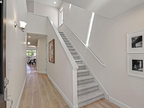 3rd image of 16753 SW 134th Ter