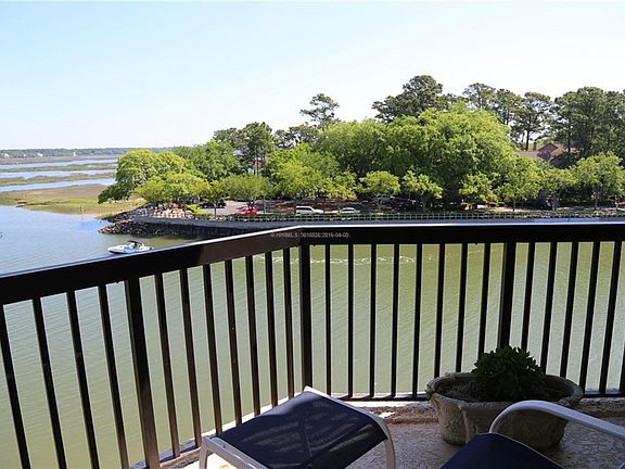 4th image of 2 Shelter Cove Ln APT 229